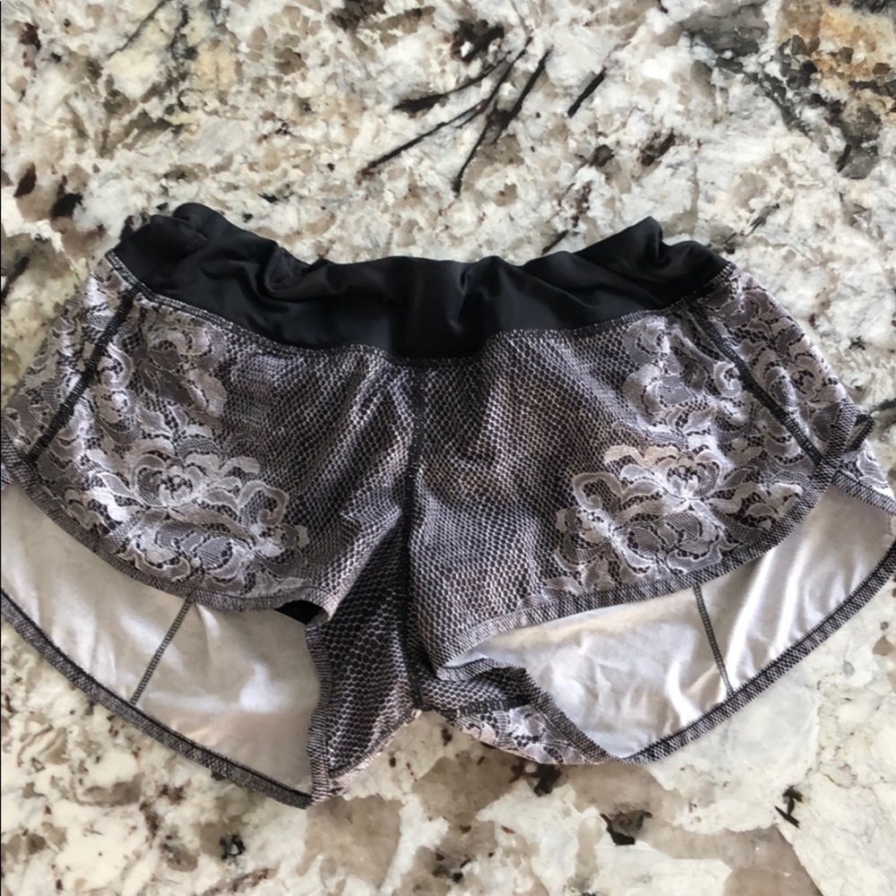 Lulu shorts